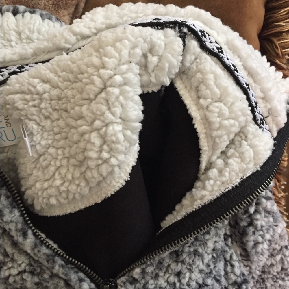 Jacket - Picture 3 of 7